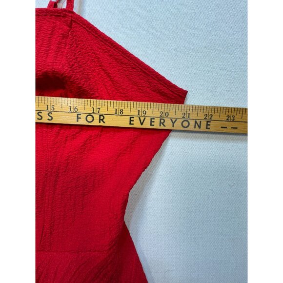 Women's Short Jumpsuit Stretch Size 1XL Red Back Hole Sleeveless - Picture 7 of 10